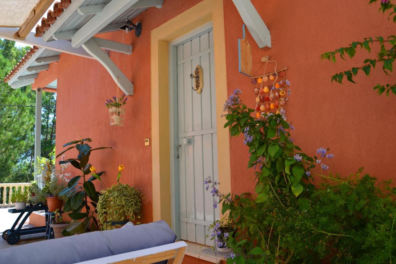 Mihaila seaside: 2 bedroom bungalows Kefalonia Spartia  Luaran gambar