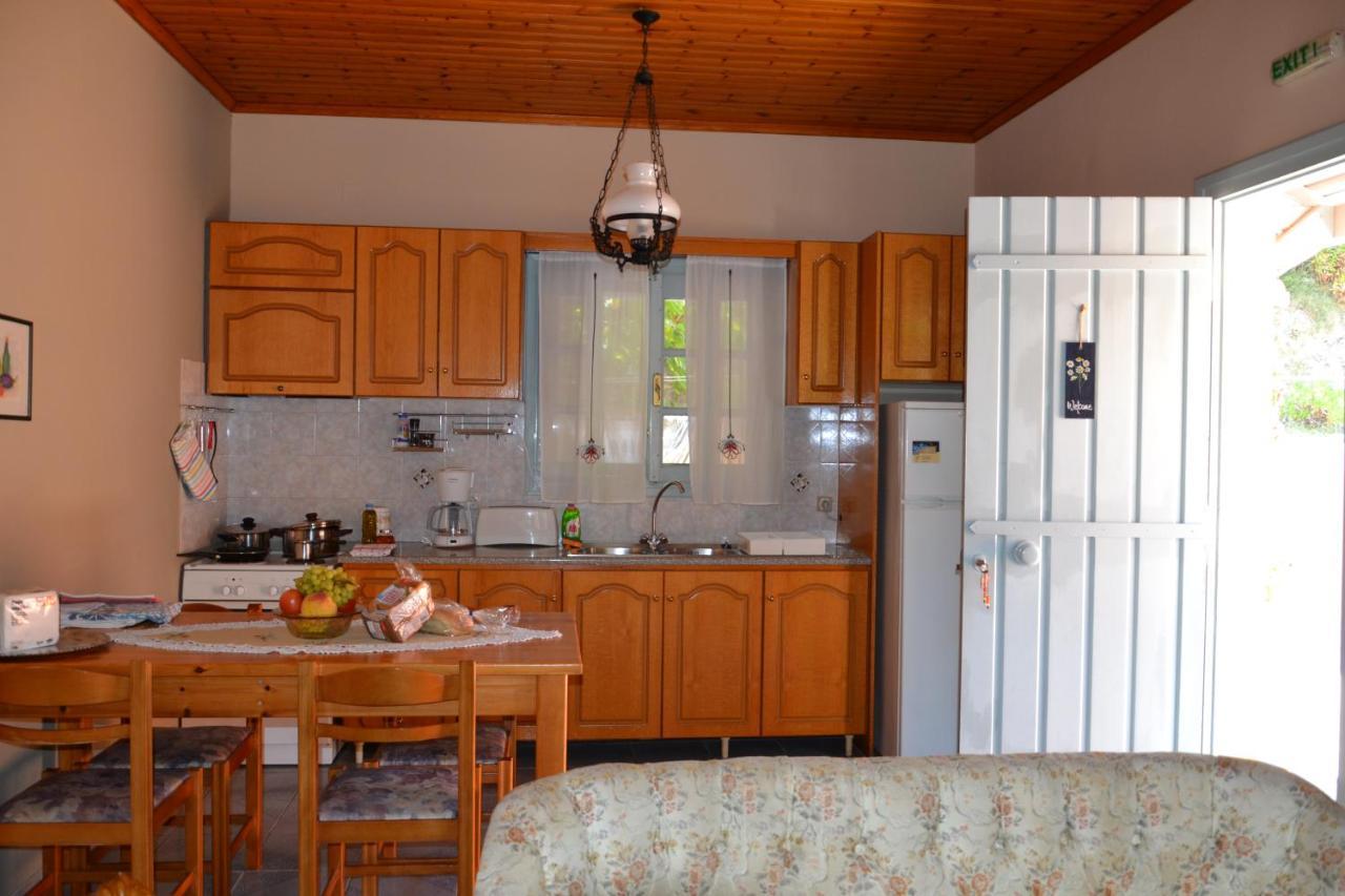 Mihaila seaside: 2 bedroom bungalows Kefalonia Spartia  Luaran gambar